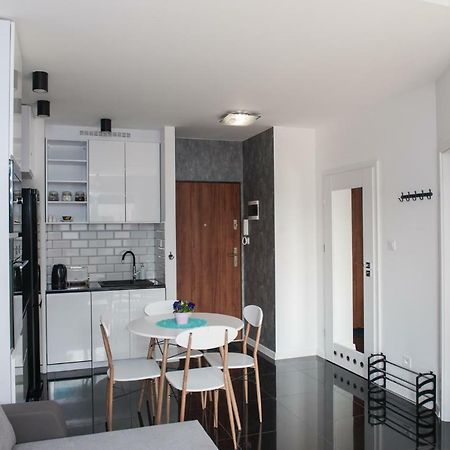 Apartament Winogrady Hawelanska 波兹南 外观 照片