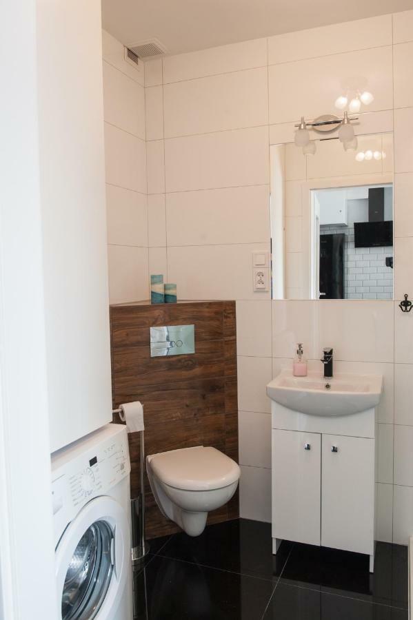 Apartament Winogrady Hawelanska 波兹南 外观 照片